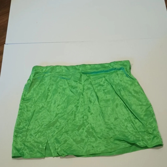 Rails Green Satiny Green Mini Mini Skirt with Side Slit Streetwear Clubbing A13 - Picture 1 of 7